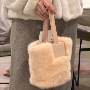 Elegant Cream Mink Fur Handbag